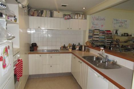 Photo of property in Kelvin House, 4d/16 The Terrace, Wellington Central, Wellington, 6011