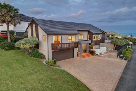 Photo of property in 12 Ascot Way, Orewa, 0931