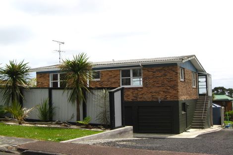 Photo of property in 114 Pacific Parade, Army Bay, Whangaparaoa, 0930