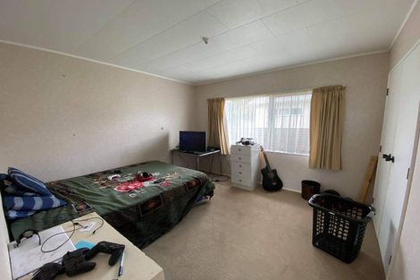 Photo of property in 24 Graham Street, Eltham, 4322