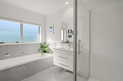 Photo of property in 51 Te Wharo Drive, Papamoa, 3118