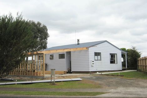 Photo of property in 17 Whitby Avenue, Whitianga, 3510