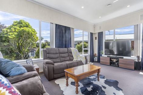 Photo of property in 32 Plympton Street, Brooklands, New Plymouth, 4310