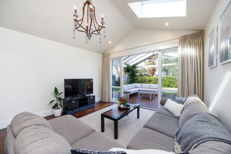Photo of property in 3 Karaka Street, Hokowhitu, Palmerston North, 4410