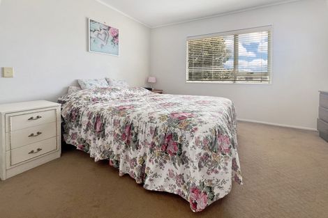 Photo of property in 6/351 West Coast Road, Glen Eden, Auckland, 0602
