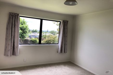 Photo of property in 20 Pohutukawa Drive, Owhata, Rotorua, 3010