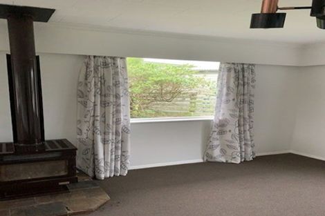 Photo of property in 11 Bluegum Road, Paraparaumu Beach, Paraparaumu, 5032