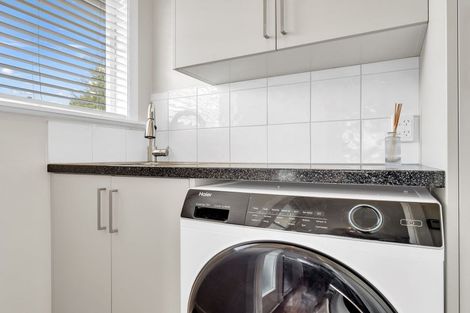 Photo of property in 27 Mckee Avenue, Fenton Park, Rotorua, 3010