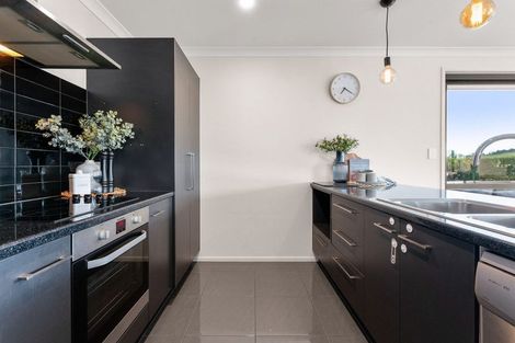 Photo of property in 39 Ballintoy Park Drive, Welcome Bay, Tauranga, 3175