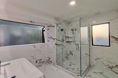 Photo of property in 24 Sandgate Avenue, Botany Downs, Auckland, 2010