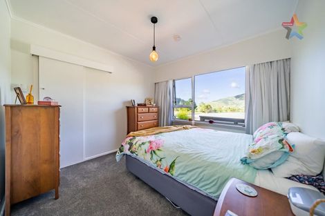 Photo of property in 6 Gawler Grove, Wainuiomata, Lower Hutt, 5014