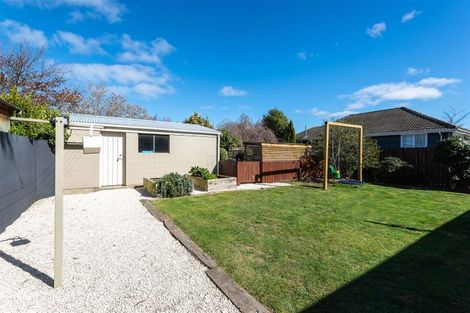 Photo of property in 68 Winters Road, Redwood, Christchurch, 8051