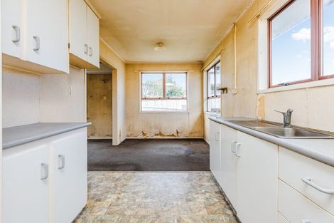 Photo of property in 17 Gloaming Place, Conifer Grove, Takanini, 2112