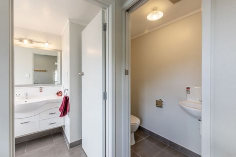 Photo of property in 49 Rangipoia Place, Turangi, 3334