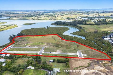 Photo of property in 29 Taipahitini Road, Rosehill, 2113