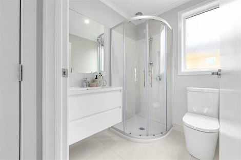 Photo of property in 69 Waruhia Crescent, Rototuna North, 3281