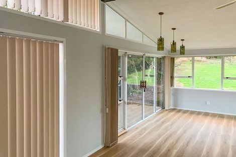 Photo of property in 3 Bush Point Road, Cable Bay, 0420