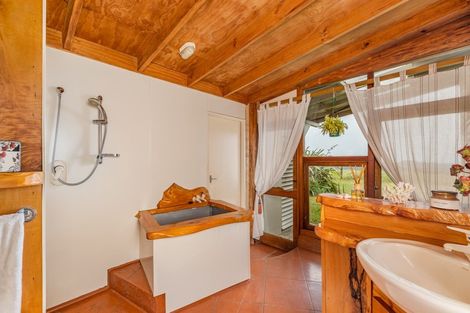 Photo of property in 750 Kaiikanui Road, Opuawhanga, Hikurangi, 0181