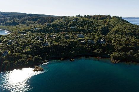 Photo of property in 2 Whakamoenga Point, Acacia Bay, Taupo, 3385