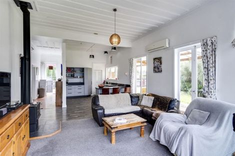 Photo of property in 30 Bell Street, Otane, 4202