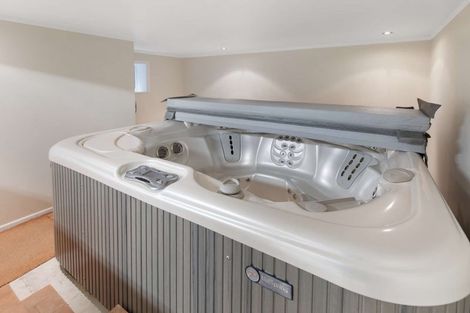 Photo of property in 11 Bristow Street, Saint Johns Hill, Whanganui, 4501