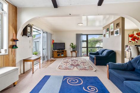 Photo of property in 19 Chaucer Place, Owhata, Rotorua, 3010