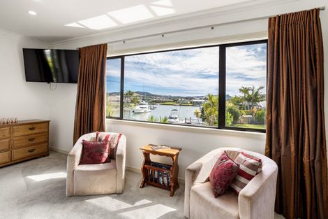 Photo of property in 12 Pelican Place, Whitianga, 3510