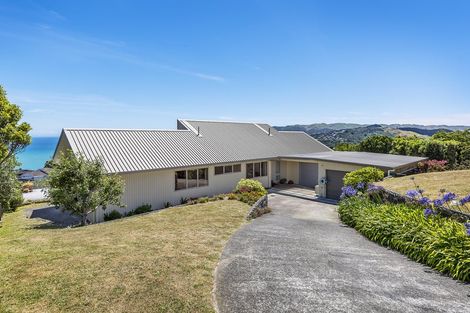 Photo of property in 9 Tregear Place, Camborne, Porirua, 5026