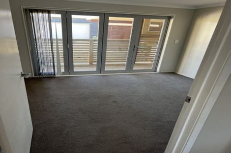 Photo of property in 115 Riverhead Road, Kumeu, 0892