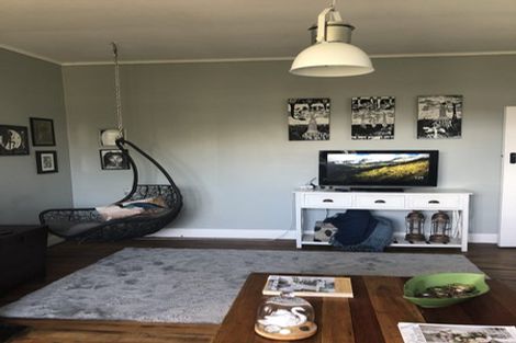 Photo of property in 25 Cobden Street, Westport, 7825