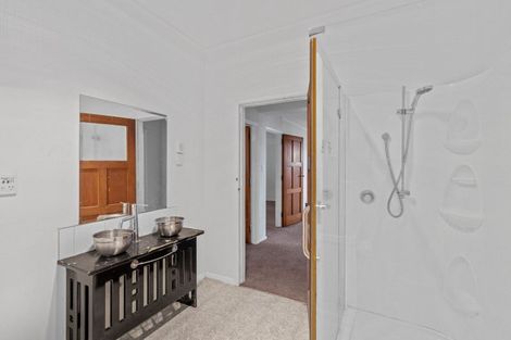 Photo of property in 76 Cambridge Street, Levin, 5510