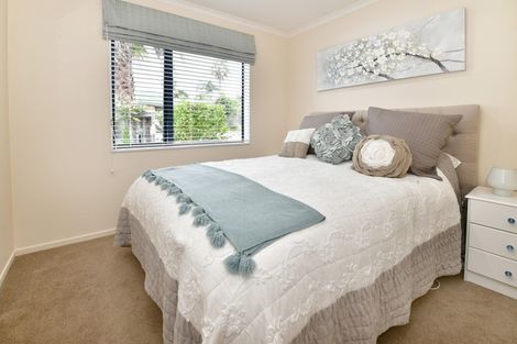 Photo of property in 31 Red Hibiscus Road, Stanmore Bay, Whangaparaoa, 0932