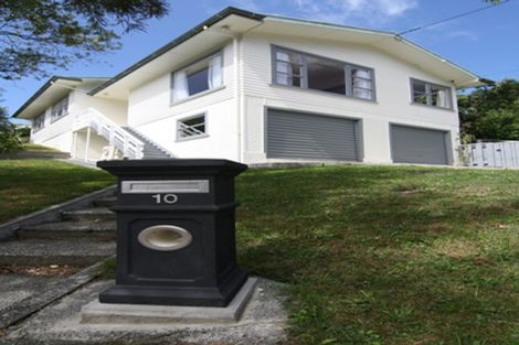 Photo of property in 10 Kamla Way, Khandallah, Wellington, 6035