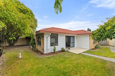 Photo of property in 1/3 Thornhill Place, Sockburn, Christchurch, 8042