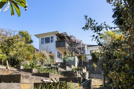 Photo of property in 103 Chaucer Road, Hospital Hill, Napier, 4110