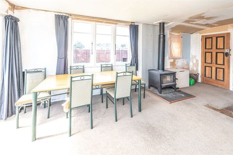 Photo of property in 43 Cornfoot Street, Castlecliff, Whanganui, 4501