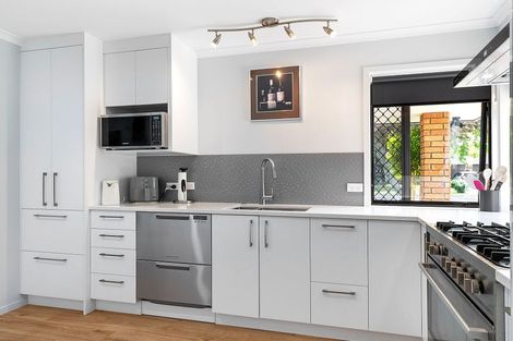 Photo of property in 6 Stonebridge Park Drive, Holdens Bay, Rotorua, 3010