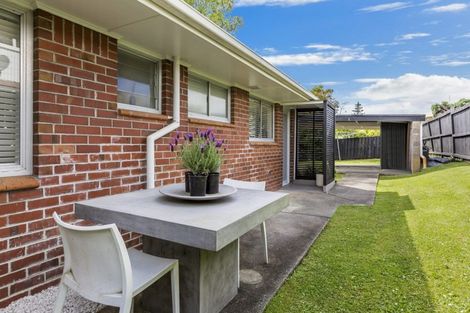 Photo of property in 2/21 Gowing Drive, Meadowbank, Auckland, 1072