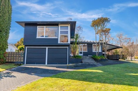 Photo of property in 77 Marina Terrace, Kinloch, Taupo, 3377