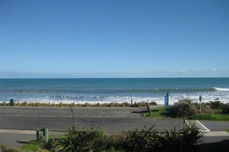 Photo of property in 138 The Parade, Paekakariki, 5034