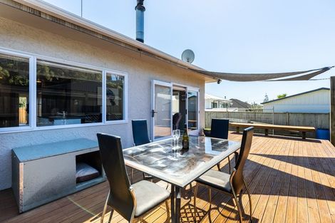 Photo of property in 5 Tupoki Street, Glen Avon, New Plymouth, 4312