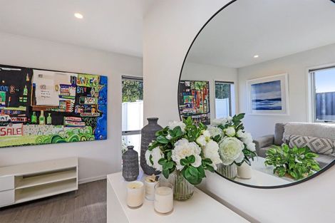 Photo of property in 103 King Street, Taradale, Napier, 4112