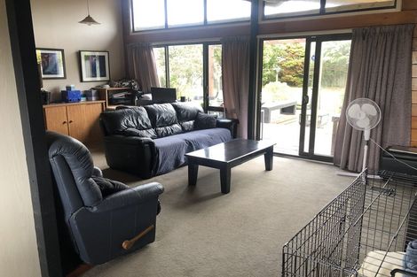 Photo of property in 70 Cypress Drive, Maungaraki, Lower Hutt, 5010