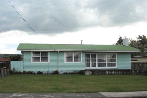 Photo of property in 8 Kahu Street, Utuhina, Rotorua, 3015