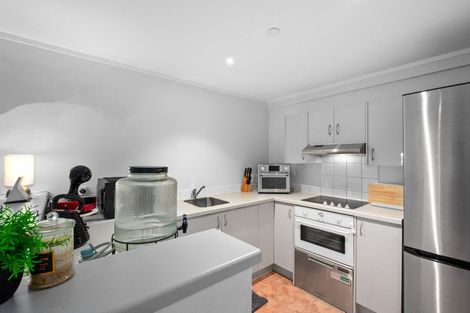 Photo of property in 13a/30 Westward Ho, Glen Eden, Auckland, 0602