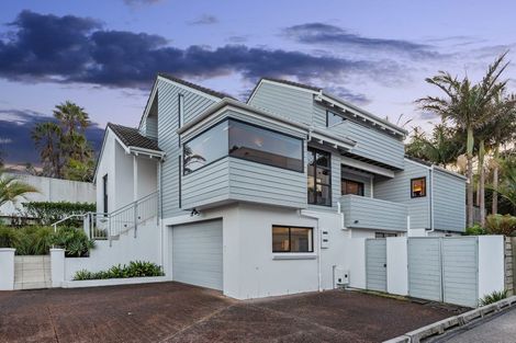 Photo of property in 1/8 The Esplanade, Campbells Bay, Auckland, 0630