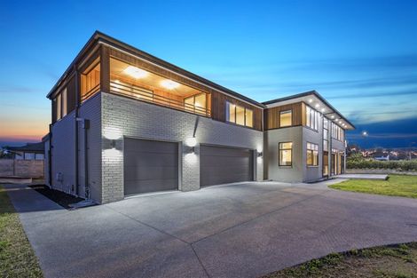 Photo of property in 2 Pitoitoi Drive, Riverhead, 0820