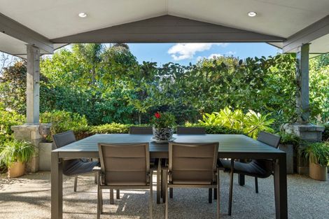 Photo of property in 13 Parkland Rise, Omokoroa, 3114