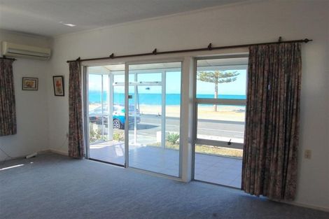 Photo of property in 49 The Esplanade, Westshore, Napier, 4110