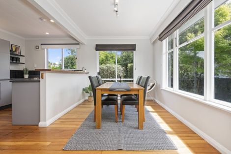 Photo of property in 6 Hughes Avenue, Hokowhitu, Palmerston North, 4410